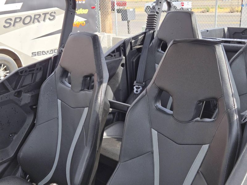 New 2026 Can-Am COMMANDER MAX XT 1000R 