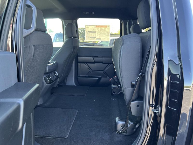 2025 Ford F-150 XL photo 33