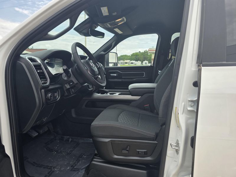 New 2025 RAM 2500 Big HornImage 9