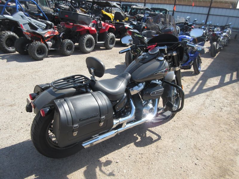 USED 2019 HARLEY SOFTAIL SLIM Image 7