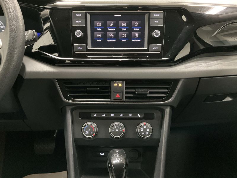 Used 2022 Volkswagen Taos S 4-Motion AWDImage 11