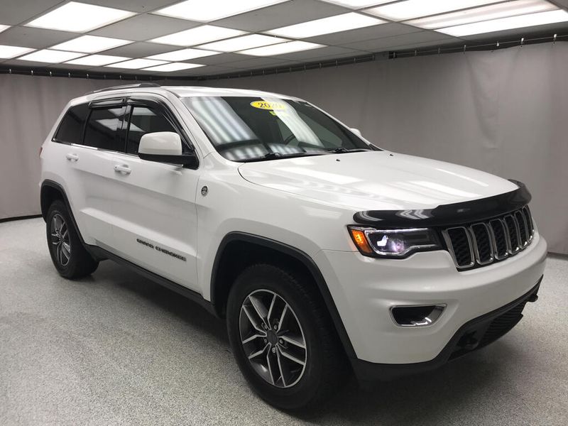 Used 2020 Jeep Grand Cherokee NorthImage 17