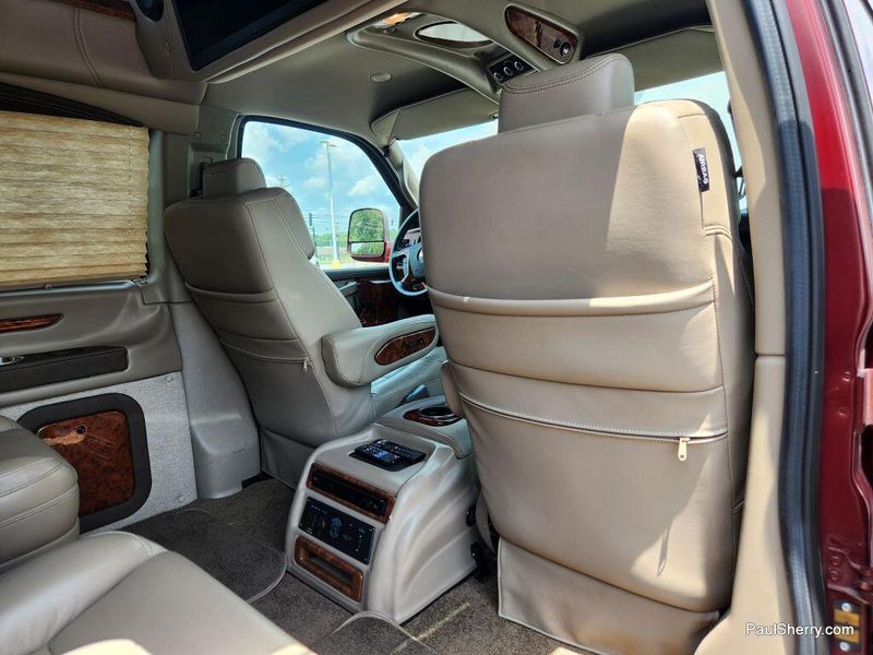 2022 Chevrolet Express Cargo Image 42