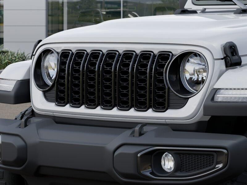 New 2025 Jeep Gladiator Willys 4x4Image 23