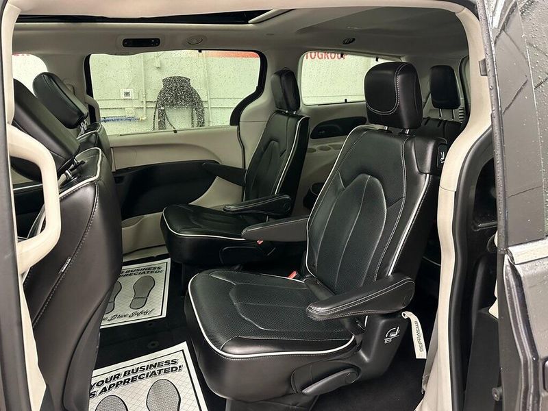 2023 Chrysler Pacifica LimitedImage 26