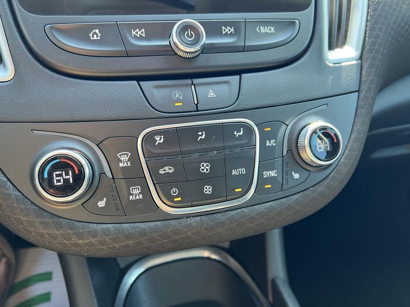 2023 Chevrolet Malibu 1LT photo 19