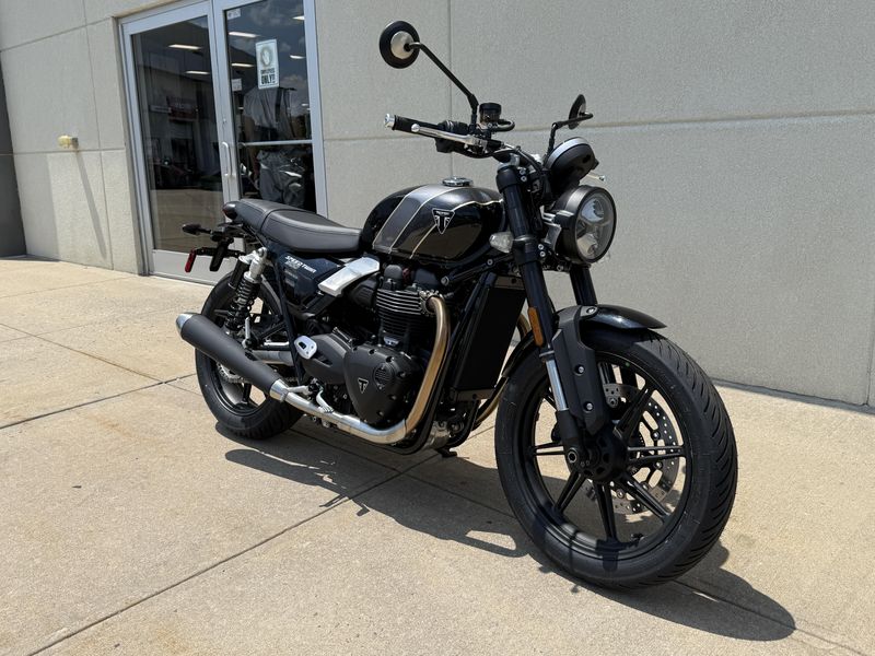 2025 Triumph SPEED TWIN 900Image 1