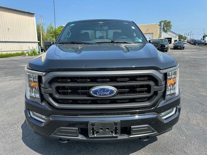 2023 Ford F-150 XLT photo 12
