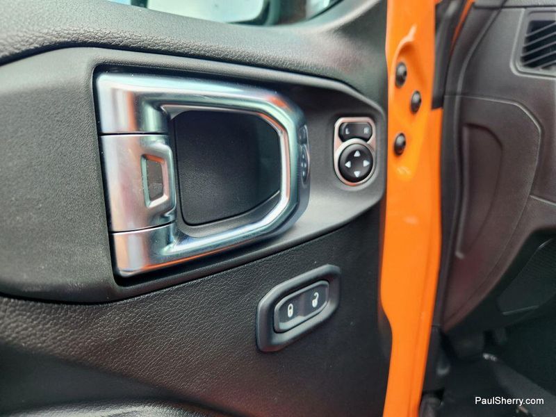 New 2025 Jeep Wrangler 4-door WillysImage 27