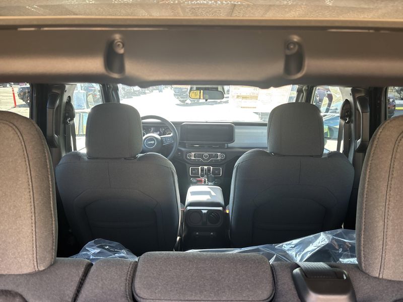 New 2026 Jeep Wrangler 4-door WillysImage 11