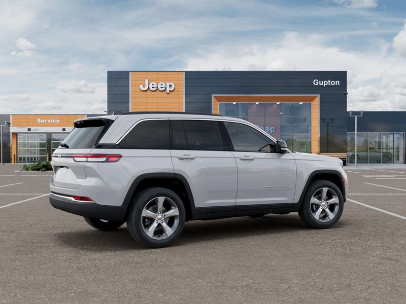 New 2026 Jeep Grand Cherokee Limited 4x4Image 30