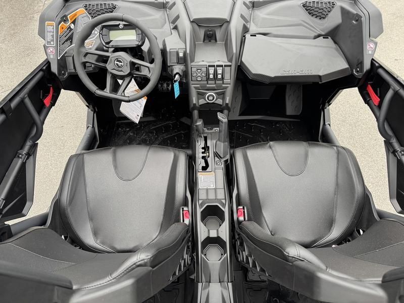 NEW 2026 CAN-AM MAVERICK X3 MAX RS TURBO RR Image 6