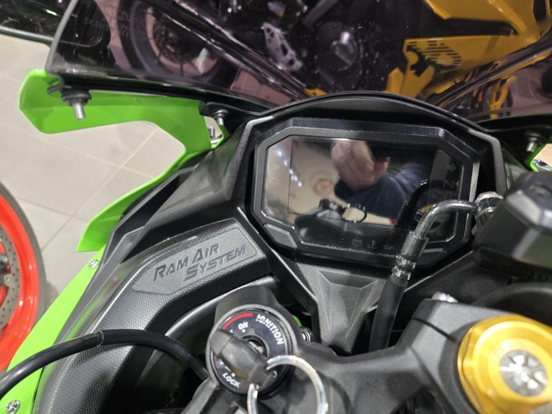 USED 2024 KAWASAKI NINJA ZX4RR ABS Image 16