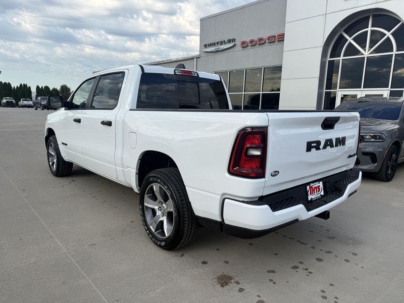New 2026 RAM 1500 Express Crew Cab 4x4 5