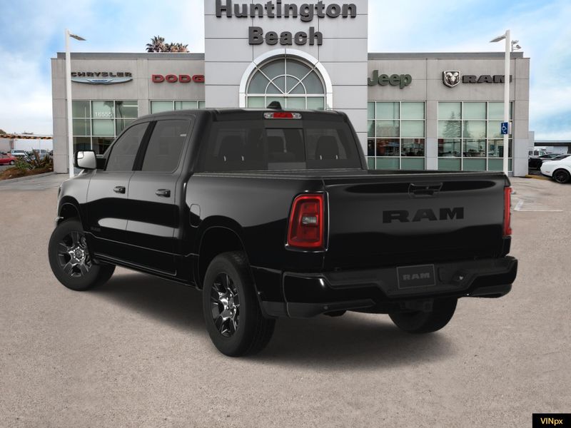 2025 RAM 1500 Tradesman Crew Cab 4x2Image 5