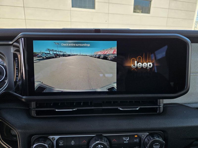 New 2026 Jeep Gladiator Sport S 4x4