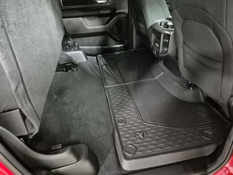 2025 RAM 1500 Big Horn Crew Cab 4x4 6