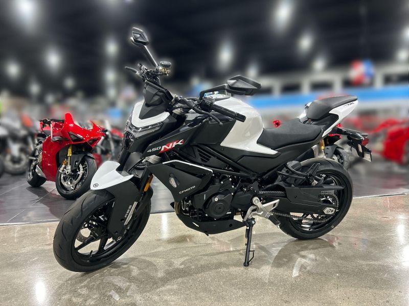 New 2025 CFMOTO 450NK Image 15