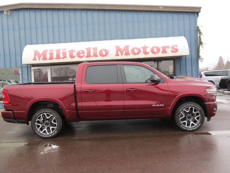 2025 RAM 1500 Laramie Crew Cab 4x4 5