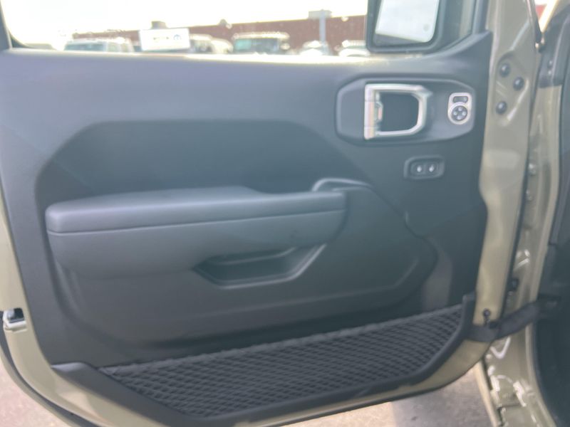 New 2026 Jeep Wrangler 4-door Sport SImage 14