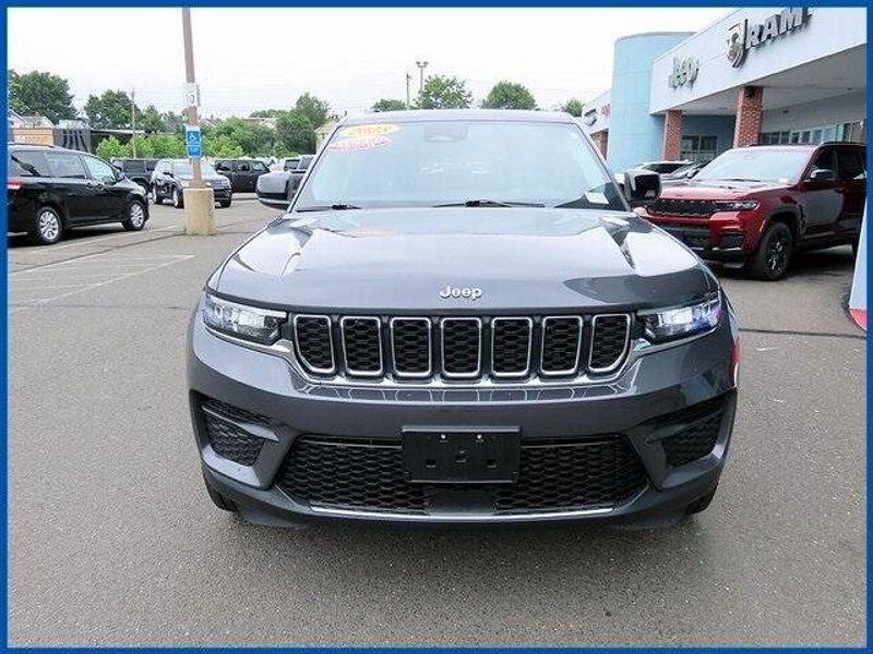 2023 Jeep Grand Cherokee LaredoImage 3