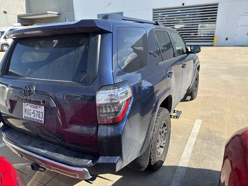 2019 Toyota 4Runner TRD Off-Road PremiumImage 3