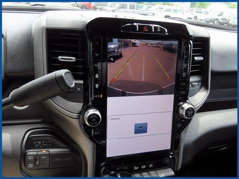 2024 RAM 3500 TradesmanImage 18