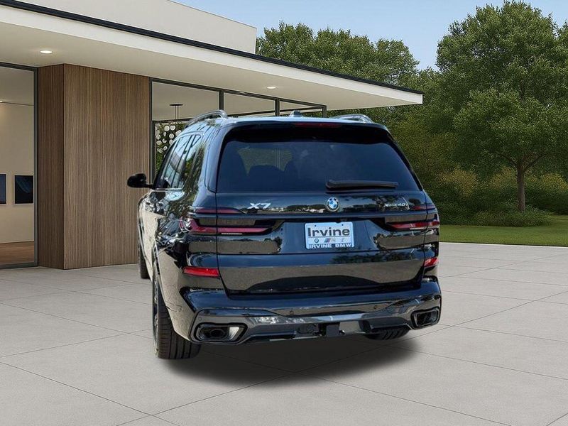 New 2026 BMW X7 xDrive40iImage 11