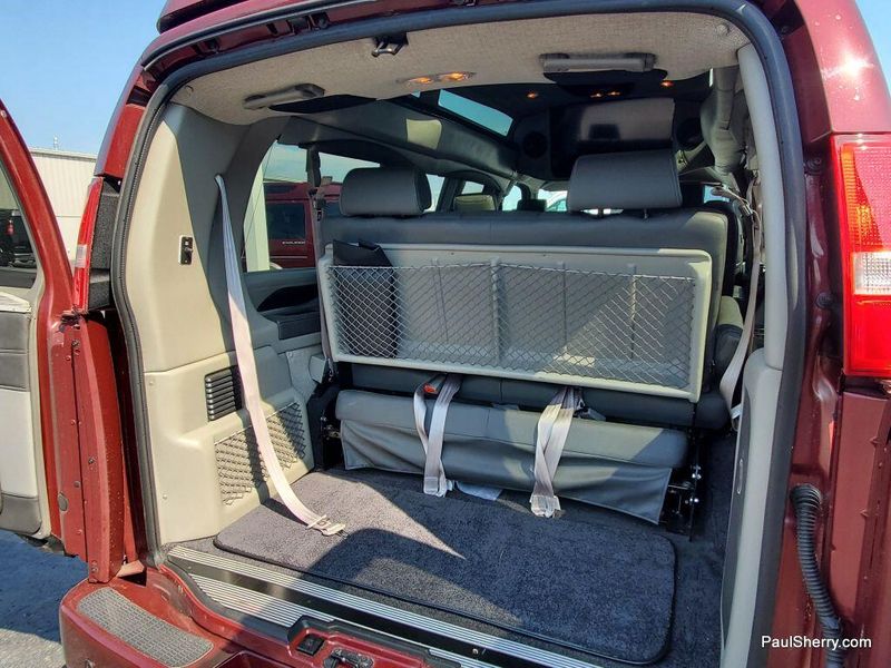 2024 Chevrolet Express Cargo Image 16
