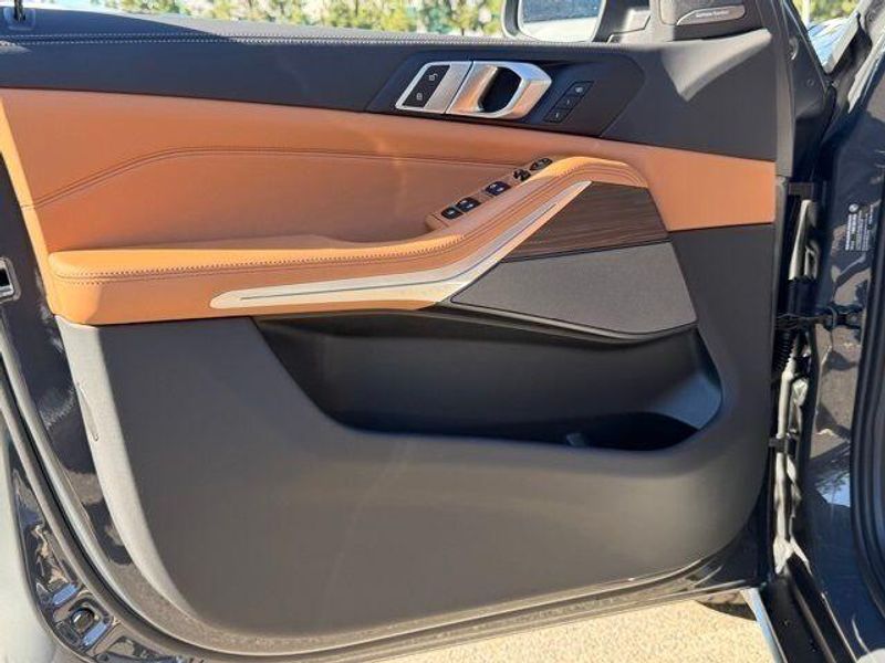 New 2026 BMW X5 xDrive40iImage 12