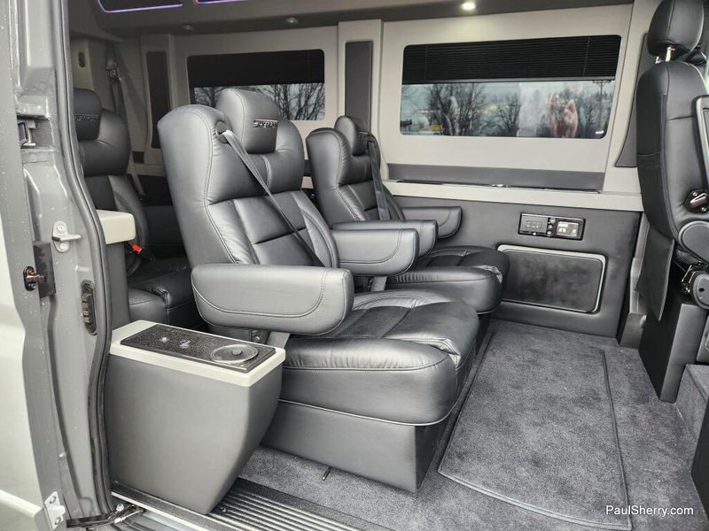 New 2026 RAM Promaster 2500 Slt+ Window Van High Roof 159' Wb