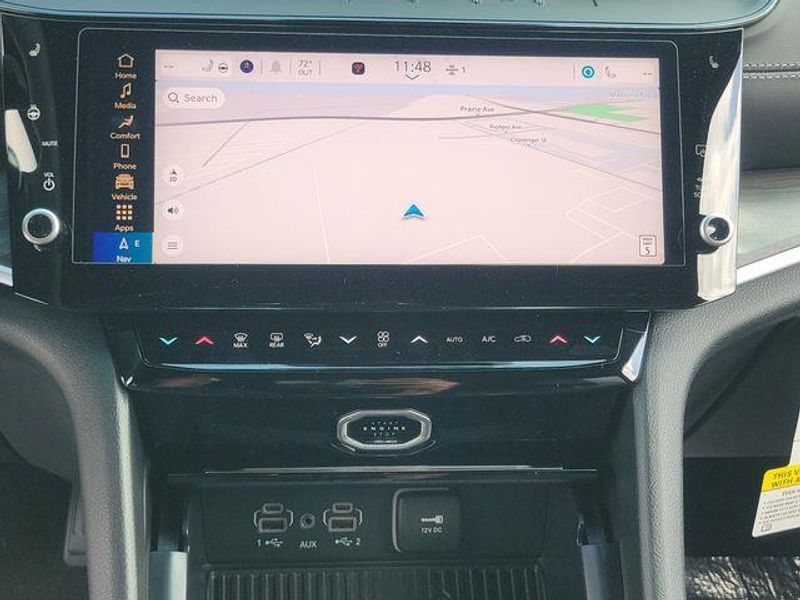 New 2026 Jeep Grand Cherokee Laredo