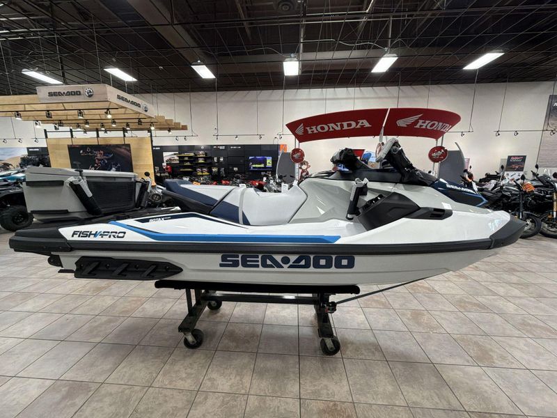 New 2025 Sea Doo FISHPRO SPORT 170 (SOUND SYSTEM) Image 10