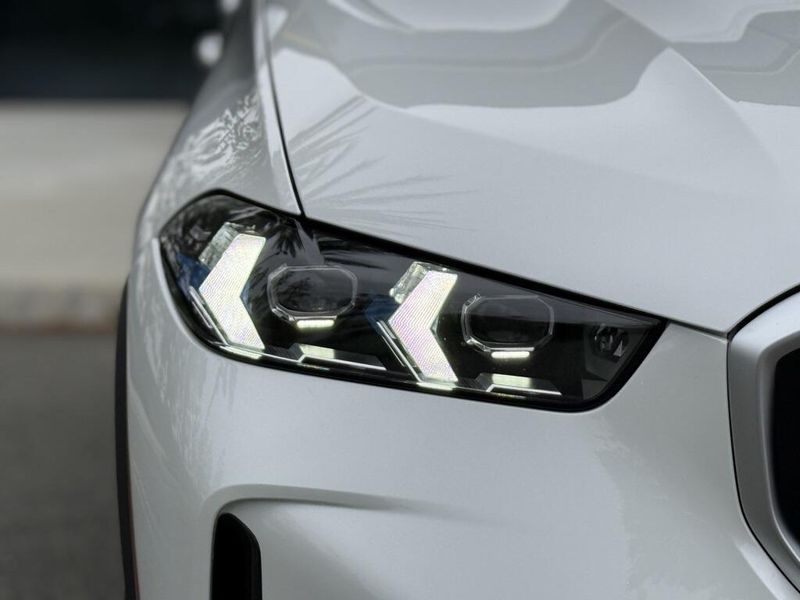 2025 BMW X5 sDrive40iImage 12