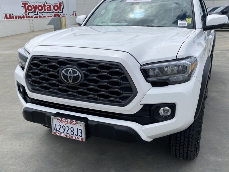 2022 Toyota Tacoma TRD Off-RoadImage 9