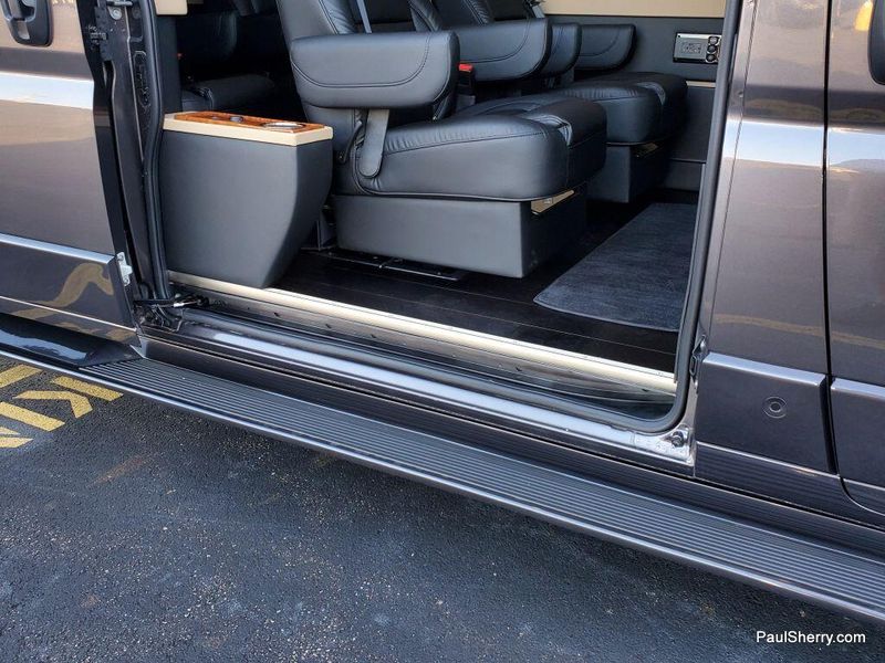 New 2024 RAM Promaster 2500 Slt+ Window Van High Roof 159