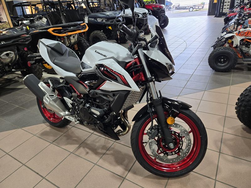 NEW 2026 KAWASAKI Z500 SE ABS Image 1