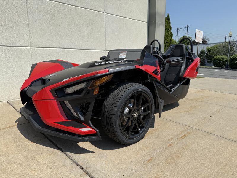 2024 Polaris SLINGSHOT SLR MANUALImage 1