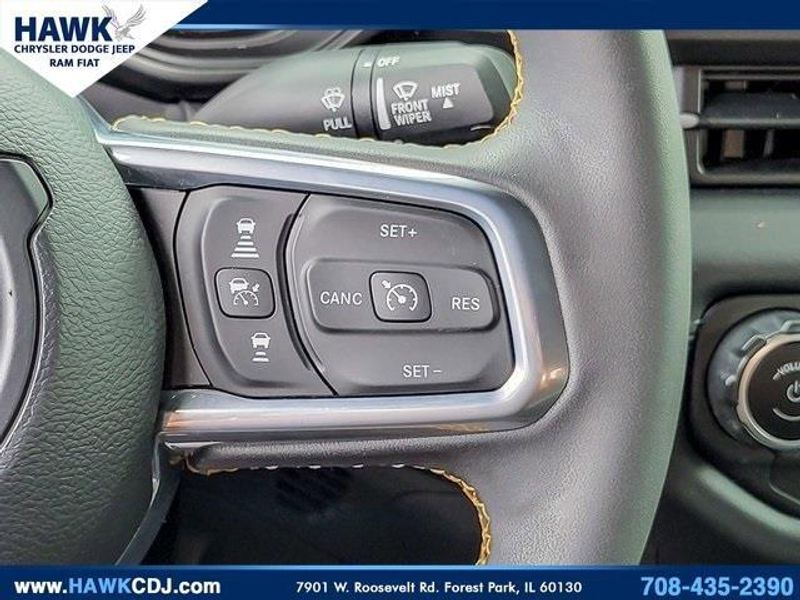 2024 Jeep Wrangler Sahara photo 13
