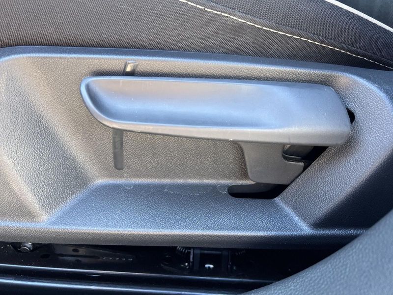 2024 Volkswagen Jetta Sport photo 17