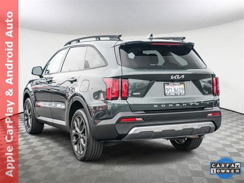 Used 2022 Kia Sorento X-Line EXImage 6