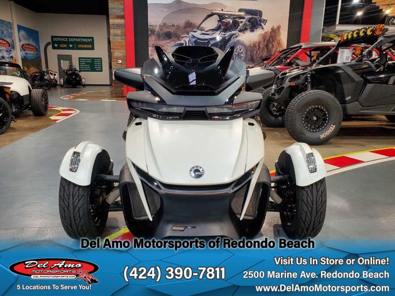 2024 Can-Am SPYDER RT SEA-TO-SKY (SE6)Image 11