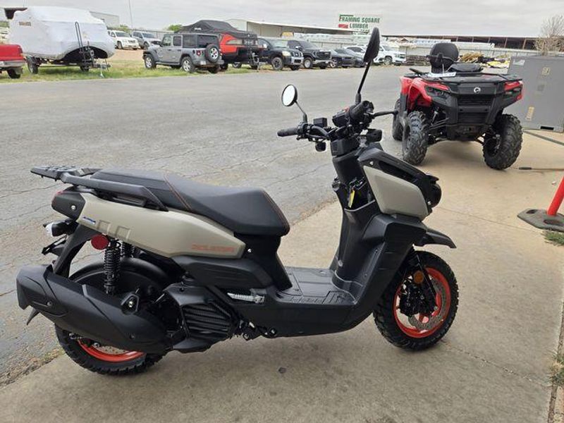 NEW 2026 YAMAHA ZUMA 125 Image 2