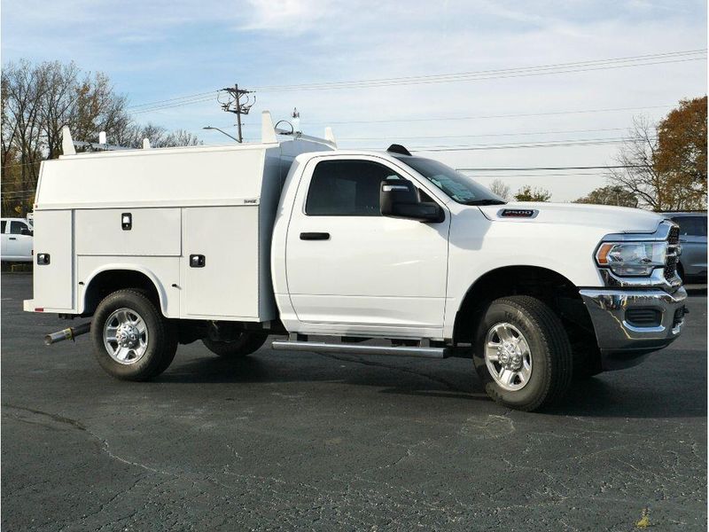 2023 RAM 2500 Tradesman Regular Cab 4x4 8