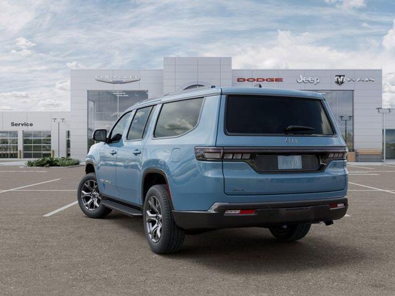 2026 Jeep Grand Wagoneer L Limited Altitude 4x4Image 3