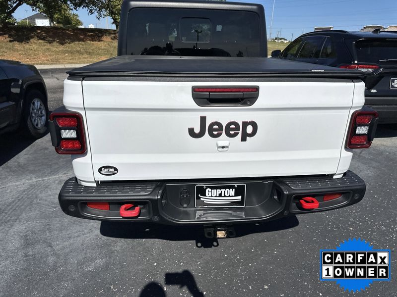Used 2022 Jeep Gladiator RubiconImage 9