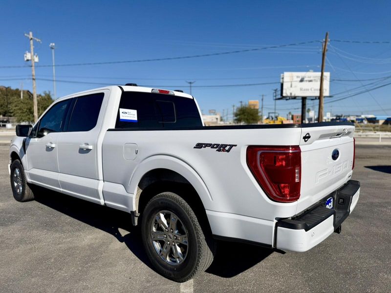 2023 Ford F-150 XLT photo 3