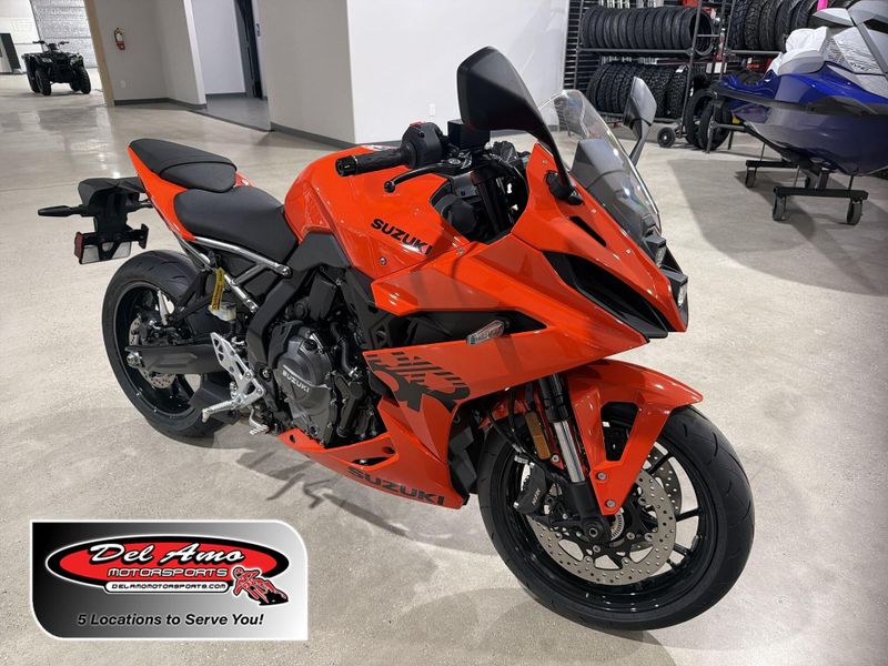 New 2026 Suzuki GSX-8R 