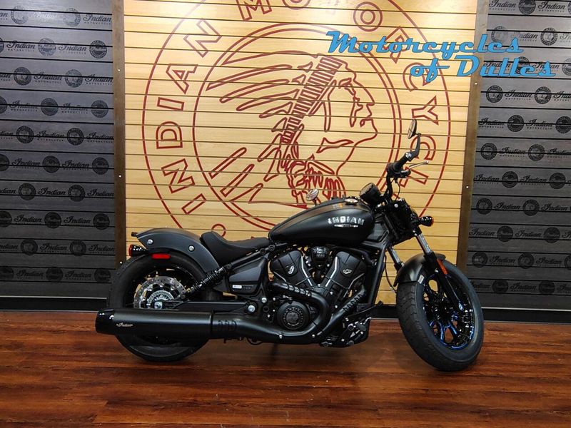 2025 Indian Motorcycle Scout Bobber Limited Image 1