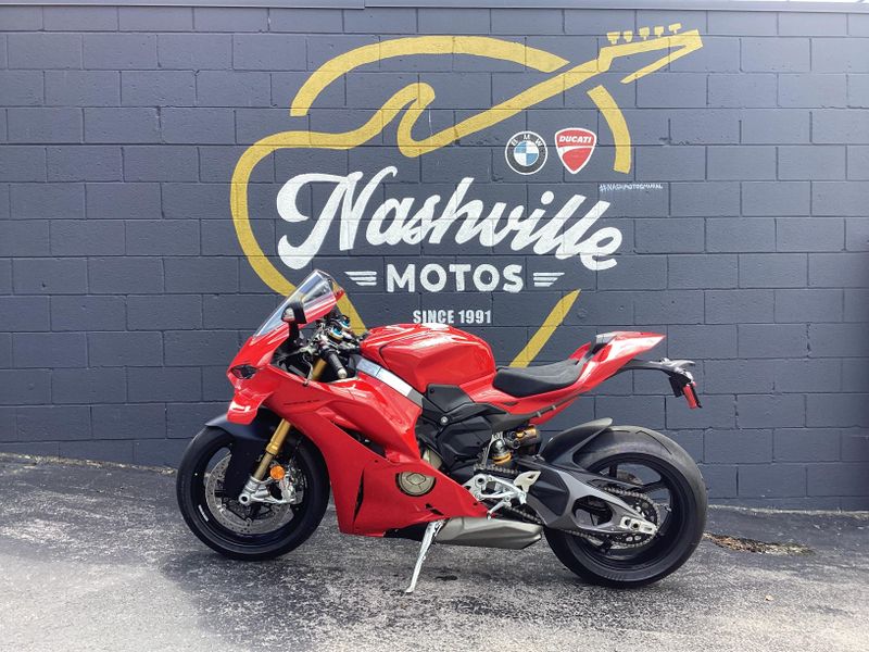 New 2025 Ducati Panigale V4 S 
